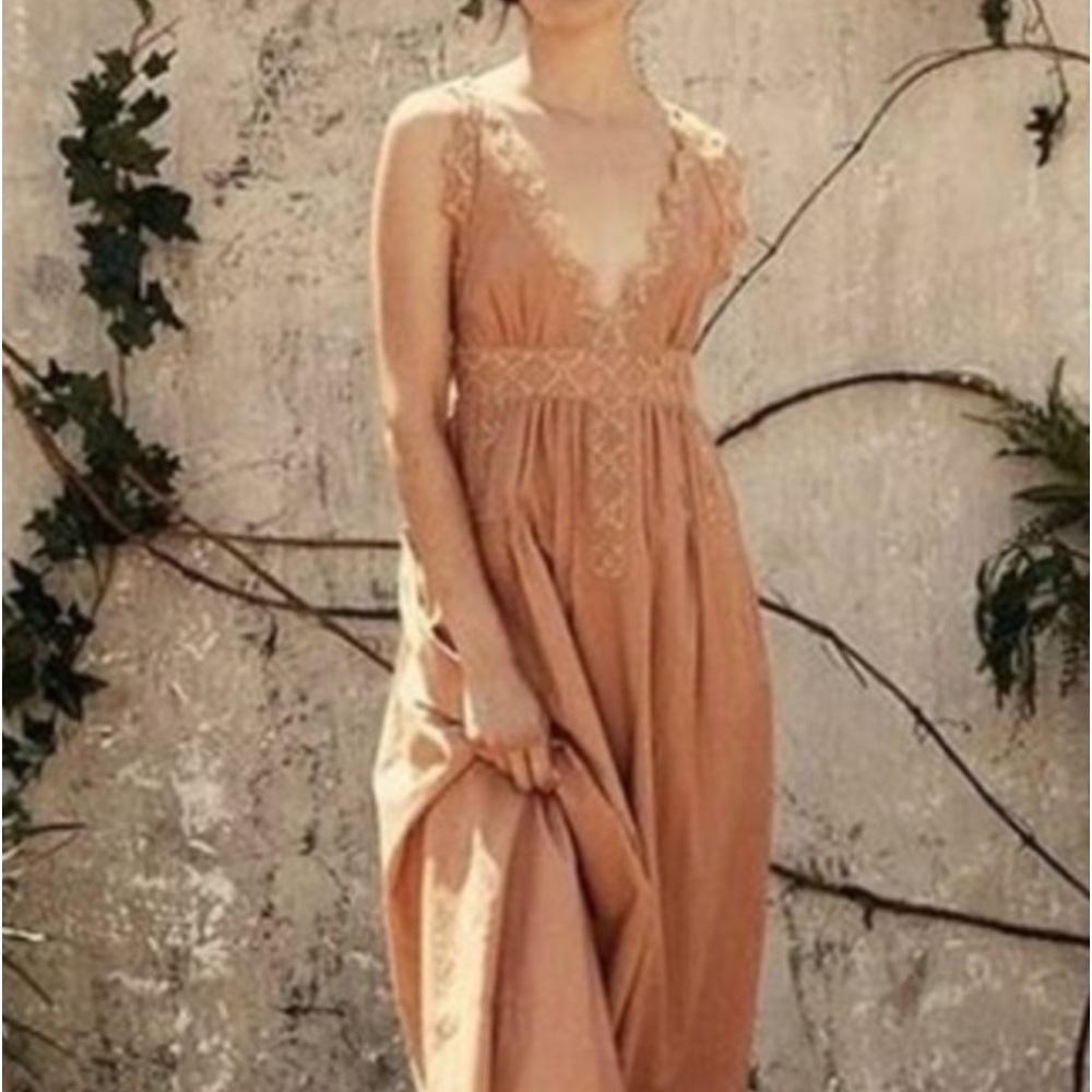 Doen dress would love to trade.